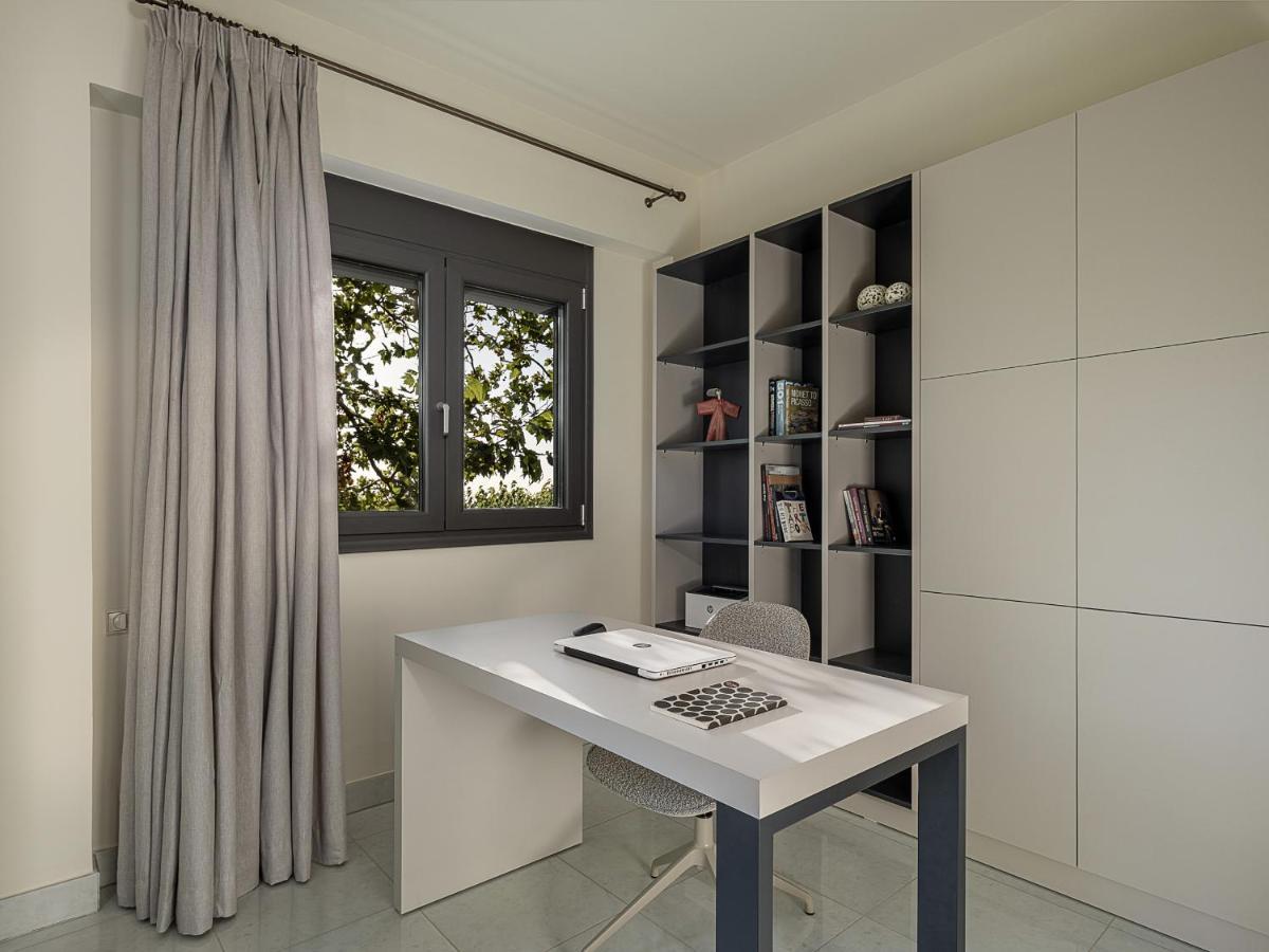 Villa Heora - The Floating Residence Tria Monastiria ภายนอก รูปภาพ